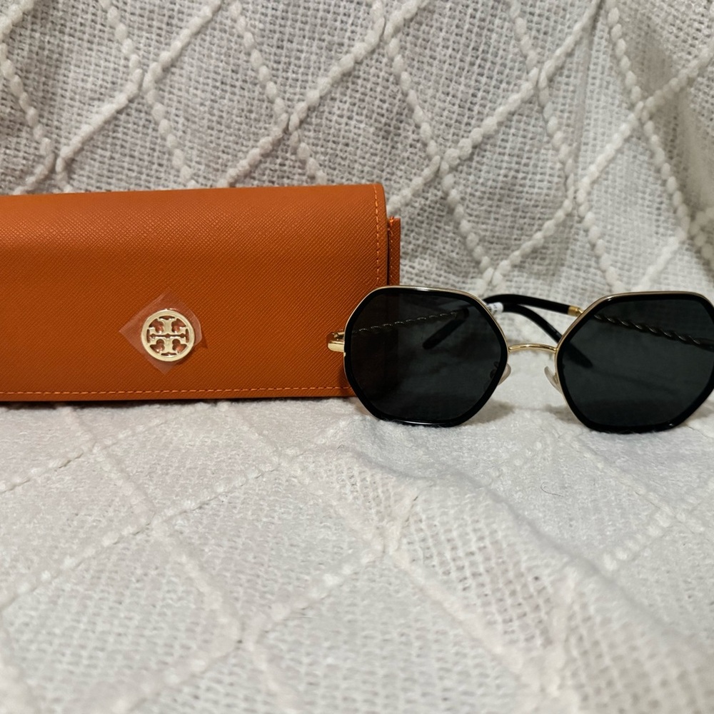 Tory Burch Black Sunglasses with Gold Accents and Orange Case
